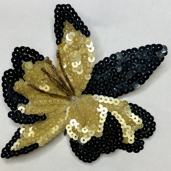EVE REID Vintage 80s Black Gold Sequin Flower Convertible Pin & Hair Barrette - Picture 2 of 14